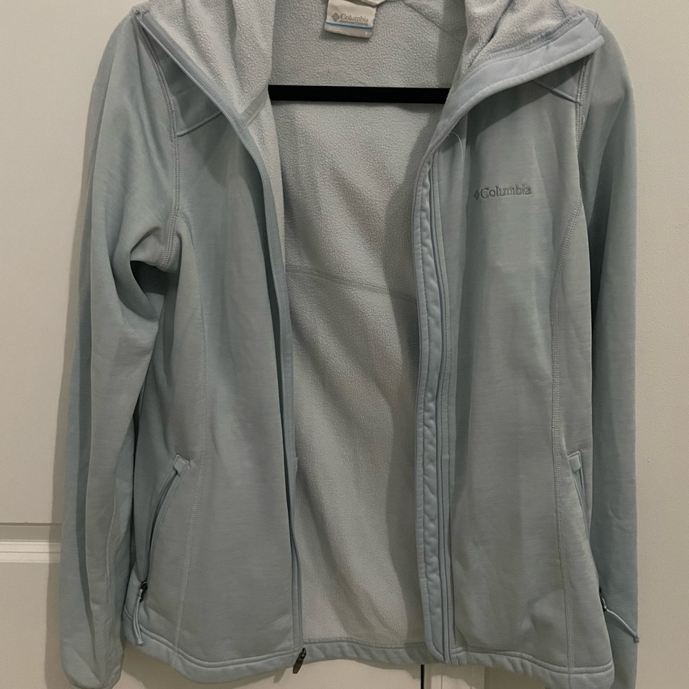 Columbia exercise sweater